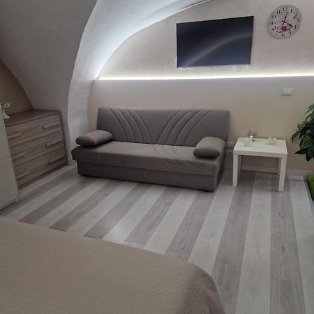 Villa Il Cortiletto Verde à Catane Extérieur photo